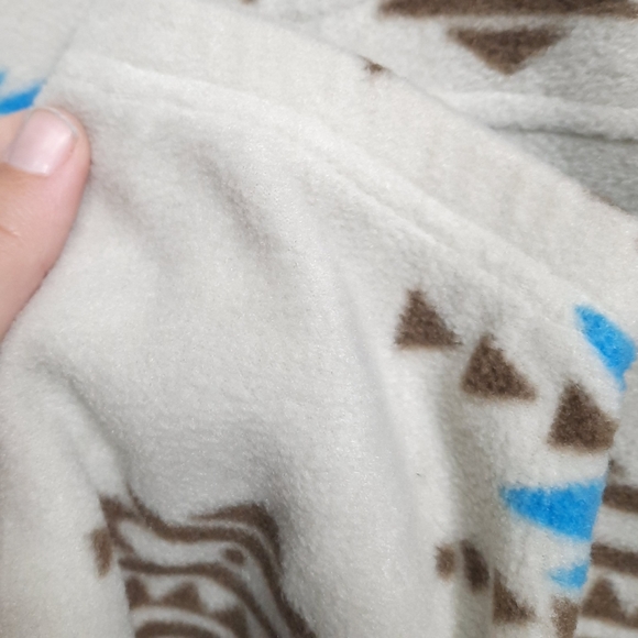 [Rebels & Nomads] Aztec print fleece quarter zip pullover. - Picture 5 of 6